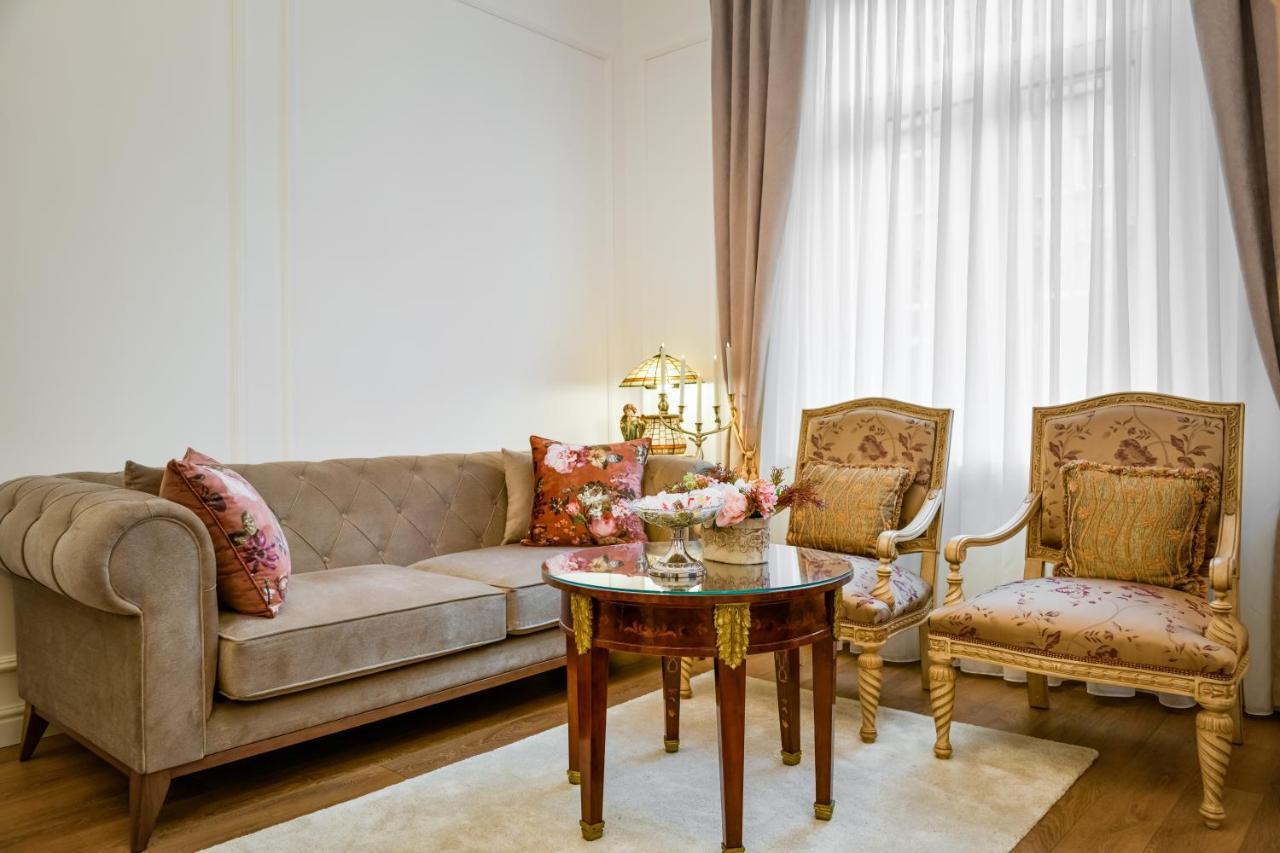 Luxury Class Apartment - 1St Floor, Large Apartment, Downtown, Newly Renovated, Fast Wifi, 4X Air Conditioning Zagreb Luaran gambar