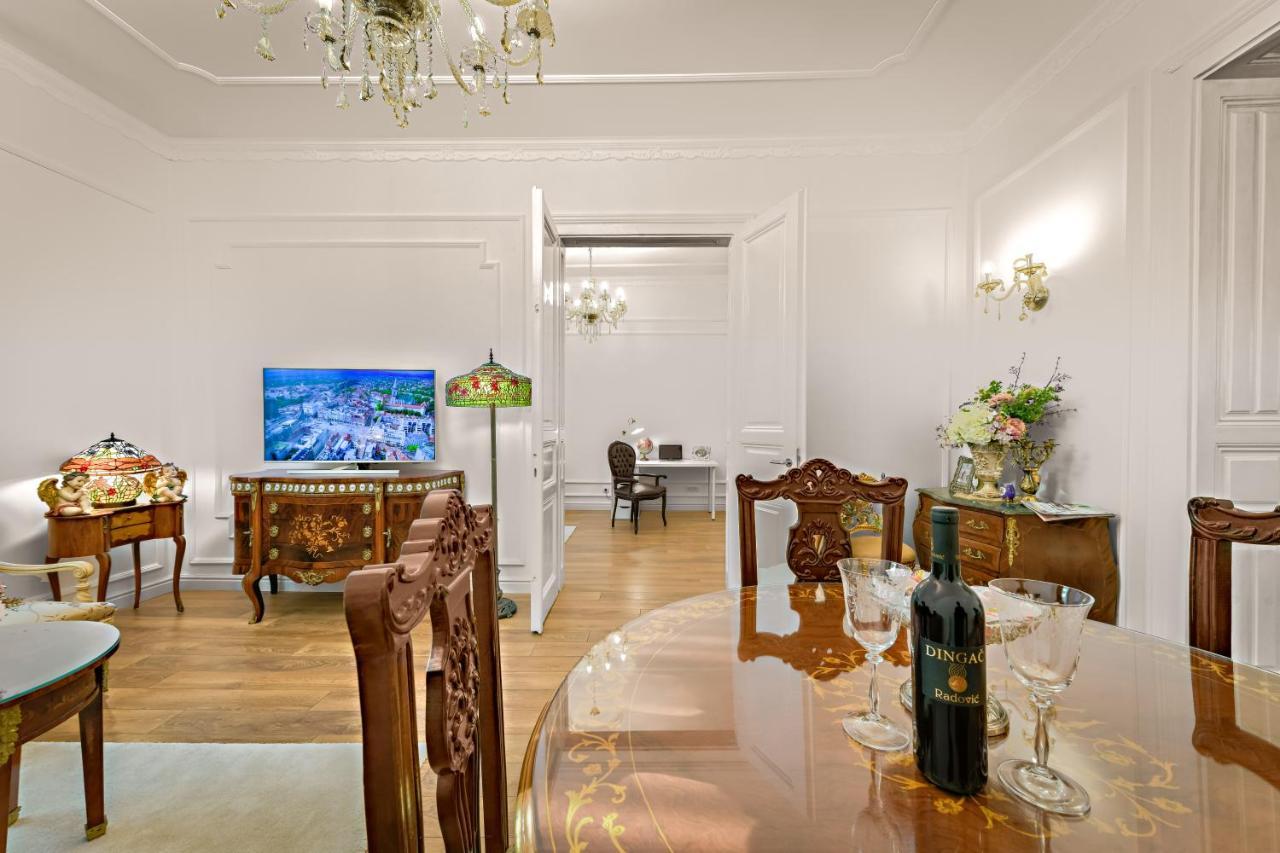 Luxury Class Apartment - 1St Floor, Large Apartment, Downtown, Newly Renovated, Fast Wifi, 4X Air Conditioning Zagreb Luaran gambar