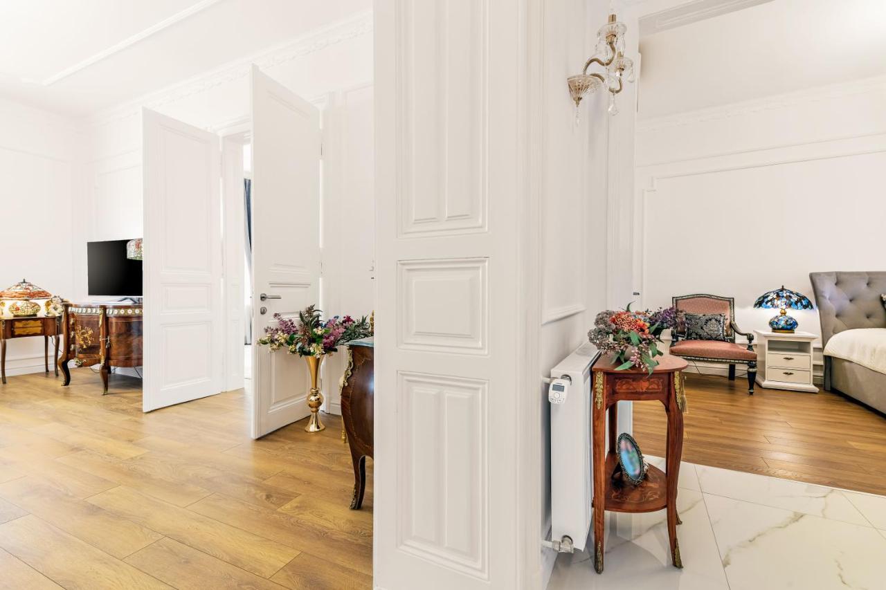 Luxury Class Apartment - 1St Floor, Large Apartment, Downtown, Newly Renovated, Fast Wifi, 4X Air Conditioning Zagreb Luaran gambar
