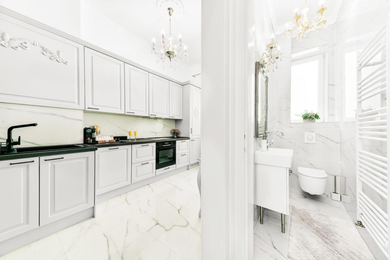 Luxury Class Apartment - 1St Floor, Large Apartment, Downtown, Newly Renovated, Fast Wifi, 4X Air Conditioning Zagreb Luaran gambar